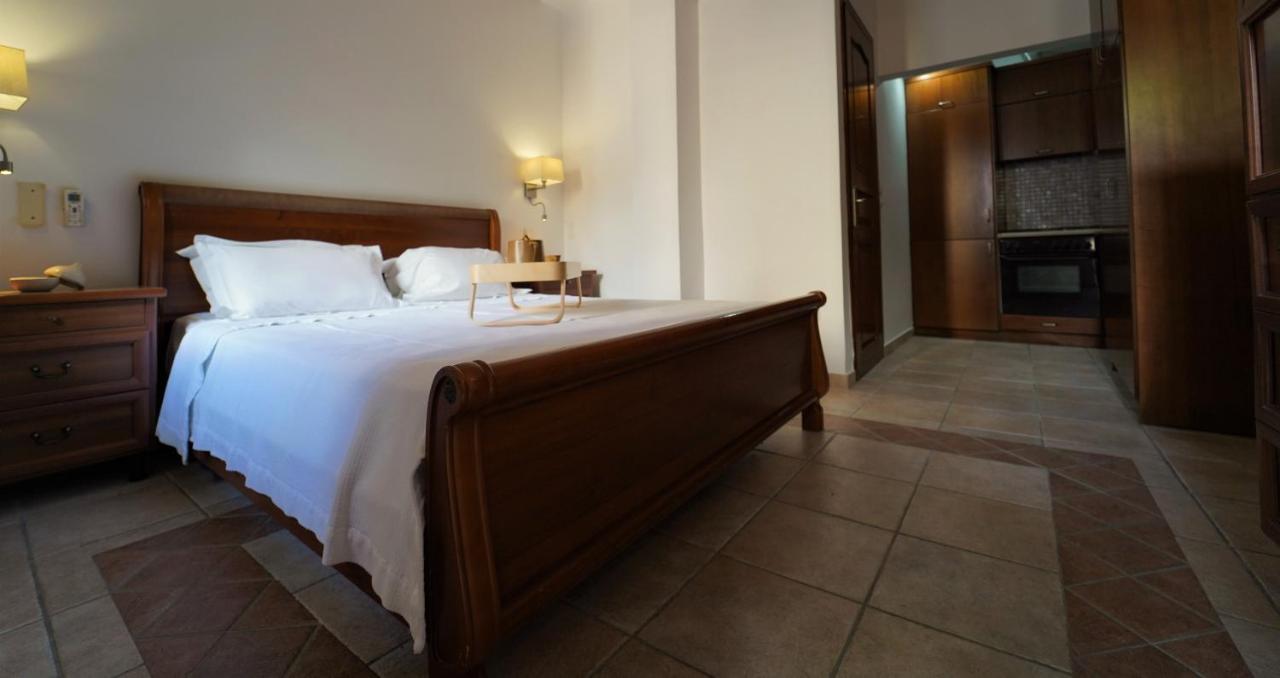 Hotel Tourist Парга Экстерьер фото